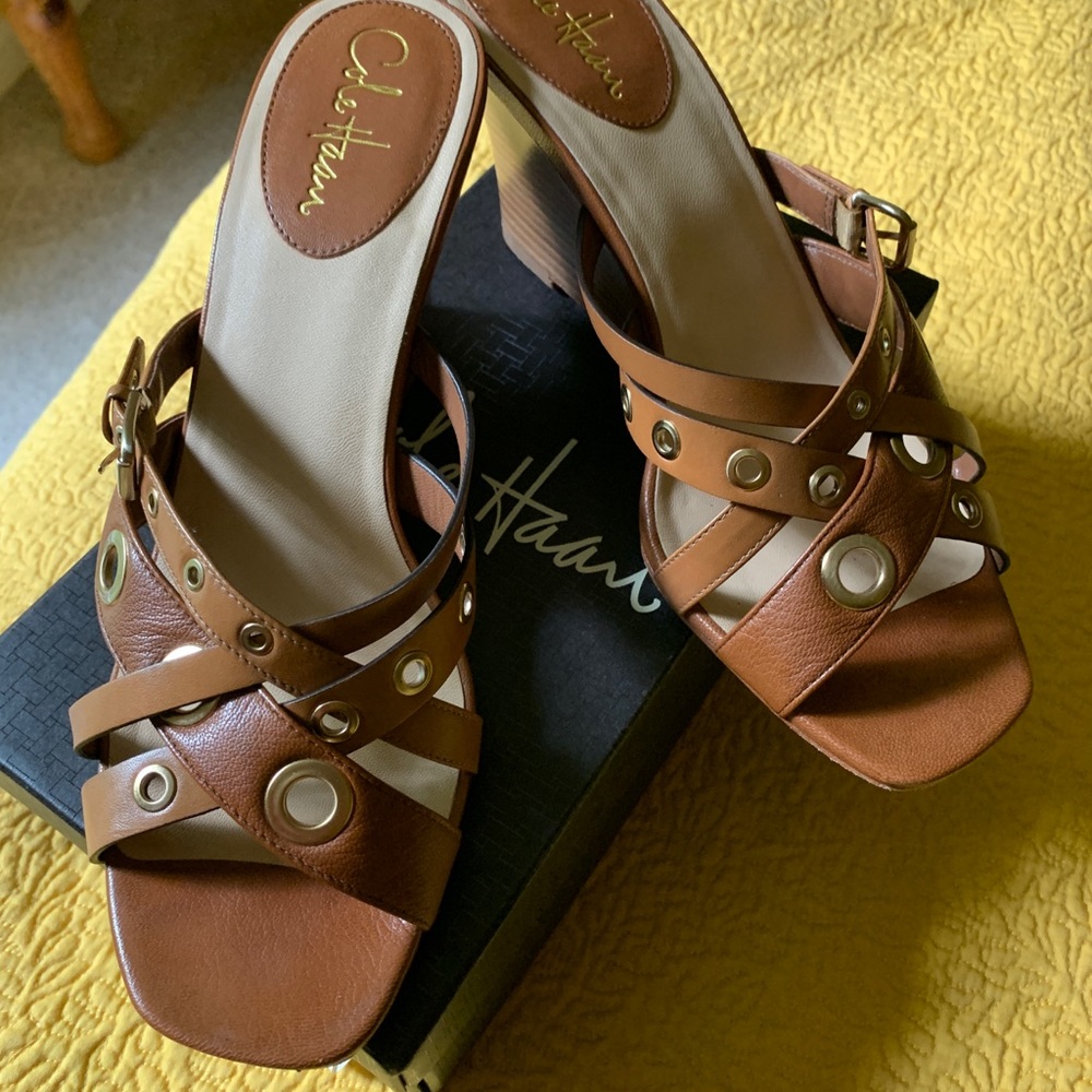 Cole Haan Air Whitney Slide Size 10 in Wood/Birch color